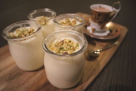 طريقة عمل المهلبية اللذيذة بالمقادير والصور