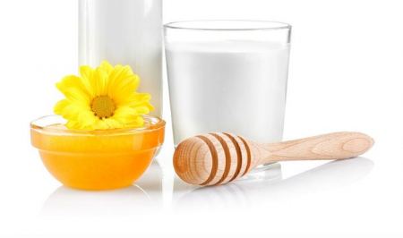 ماسك بالحليب سهل التحضير وسريع المفعول للبشرة