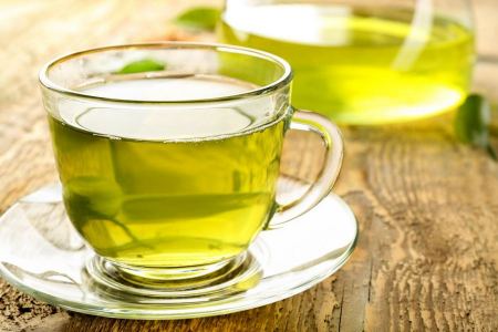 أضرار الإفراط في شرب الشاي الأخضر