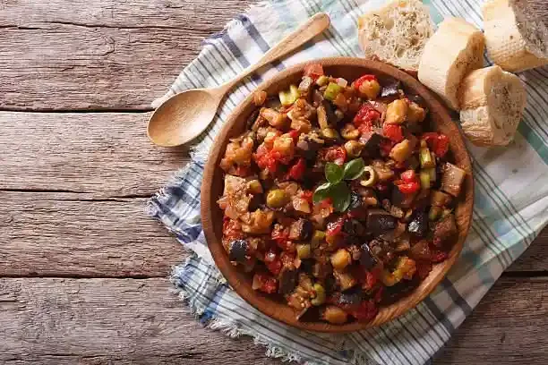 سلطة معكرونة
